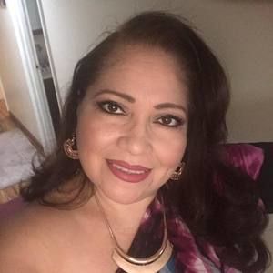 Meet your Posher, Rocio